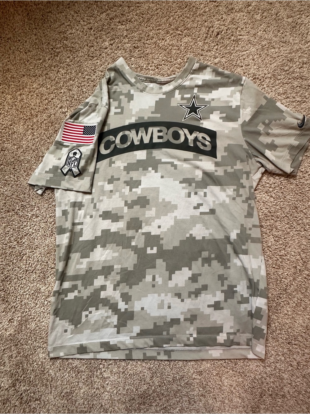 Nike Dallas Cowboys Salute to Service Camo T-Shirt Performance Dri-Fit Size M